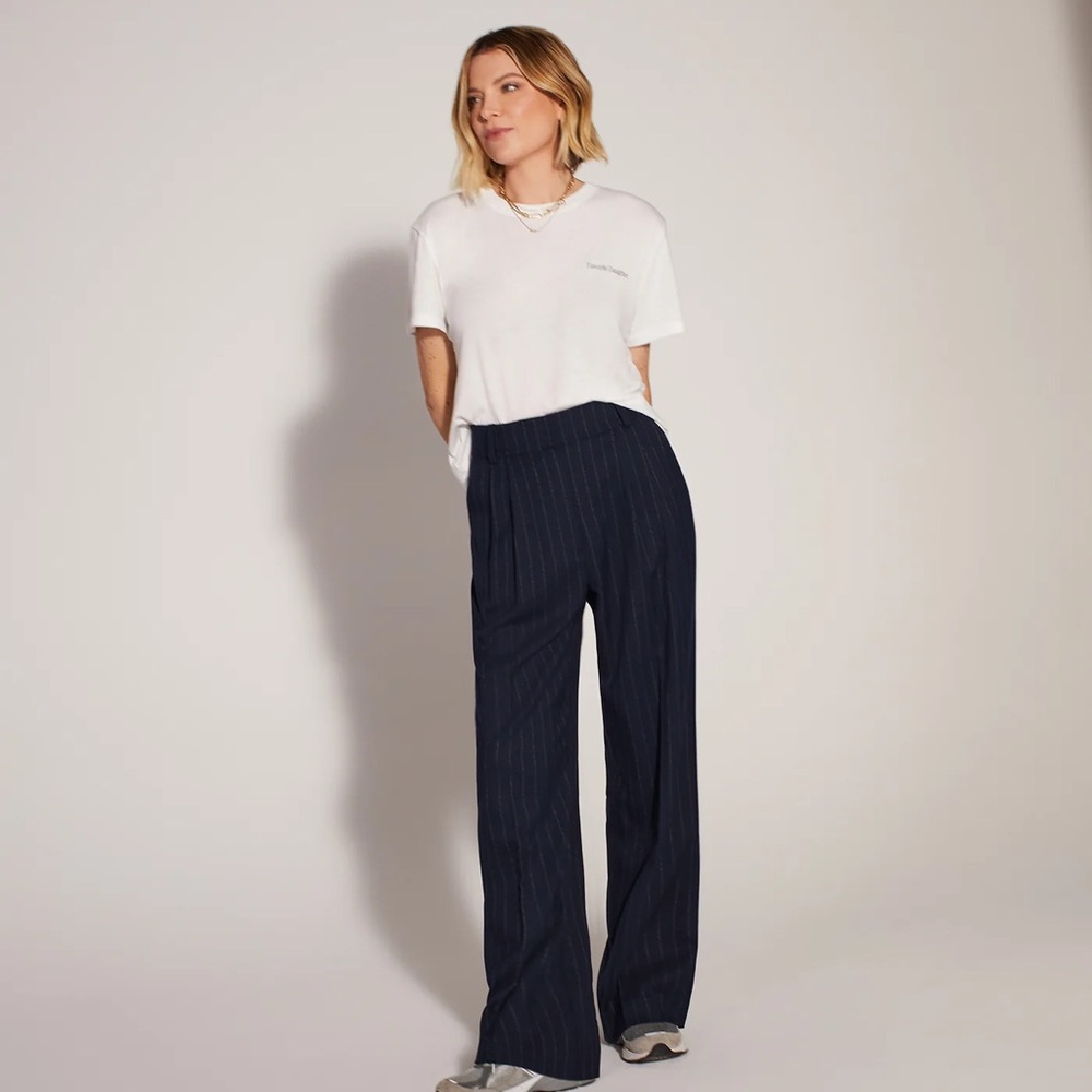 Favorite Daughter The Shortie Favorite Pant - Picture 2 of 6